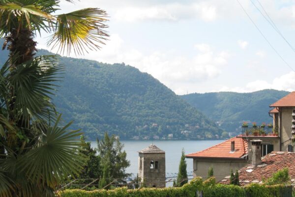 Moltrasio campanile Sant Agata