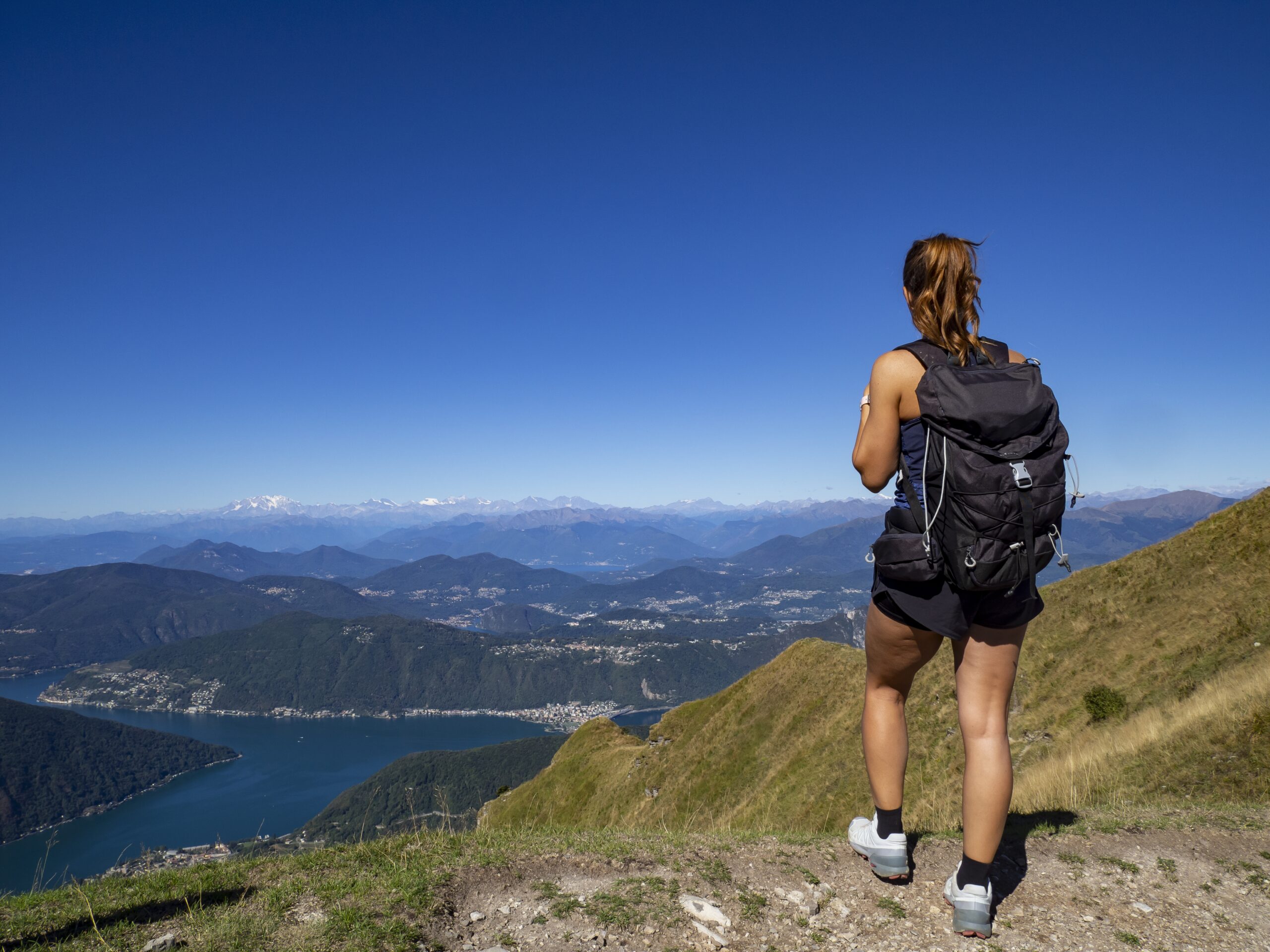 Valle Intelvi: Un’Opportunità di Investimento Immerso tra Natura e Bellezza