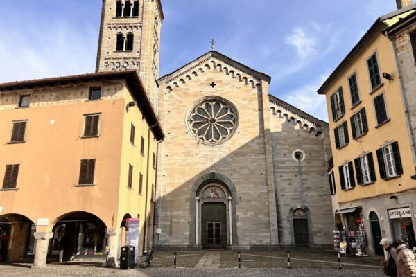 Basilica di San Fedele Como center